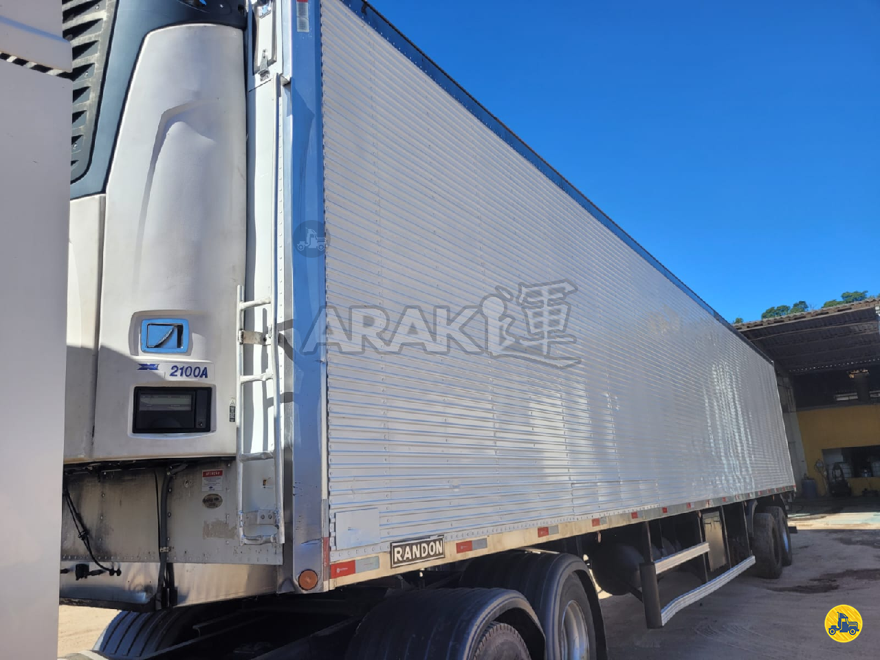 CARRETA SEMI-REBOQUE FRIGORIFICO Araki & Martins Transportes ATIBAIA SÃO PAULO SP